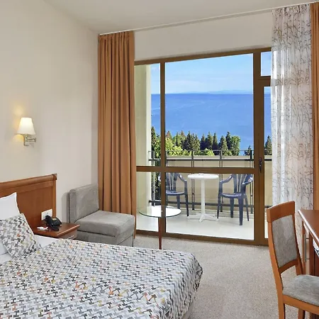 Sol Bay 4*