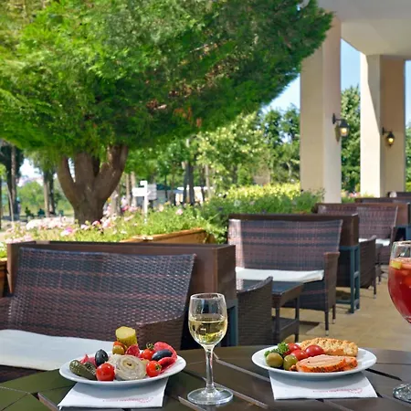 Sol By Melia Bay Resort 4*