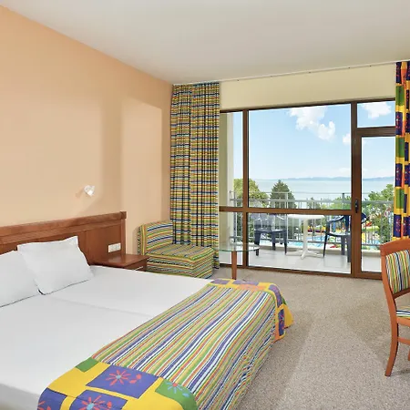 Sol Bay 4*
